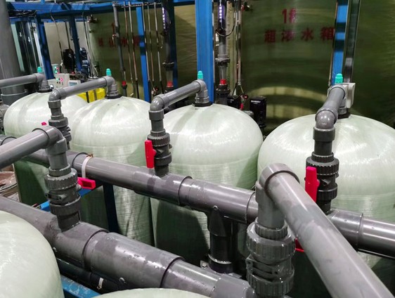 气凝胶新材料生产用高纯水设备主机现场照片